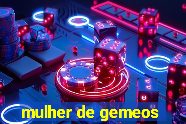 mulher de gemeos